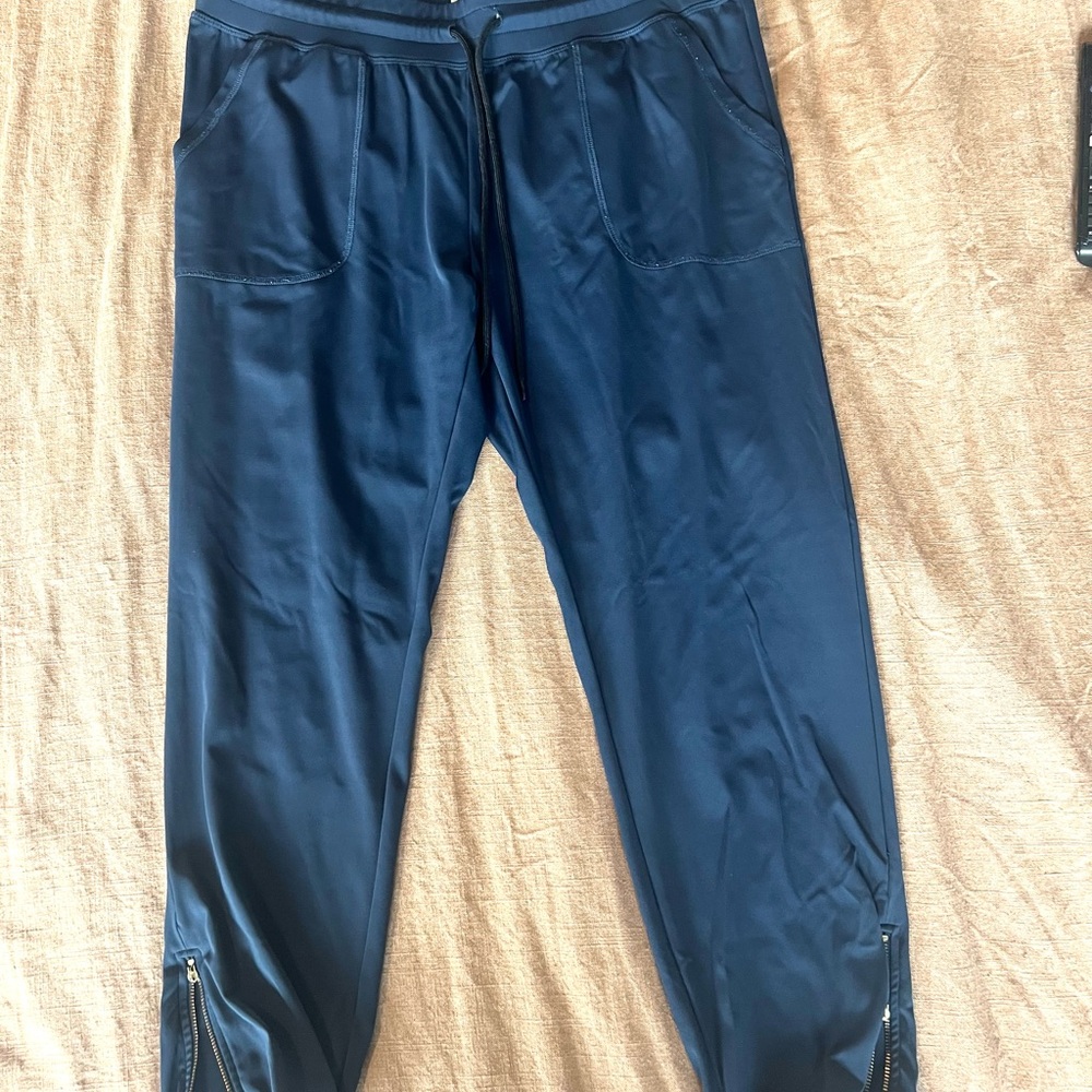 ZYIA Active Navy Joggers - Picture 4 of 8